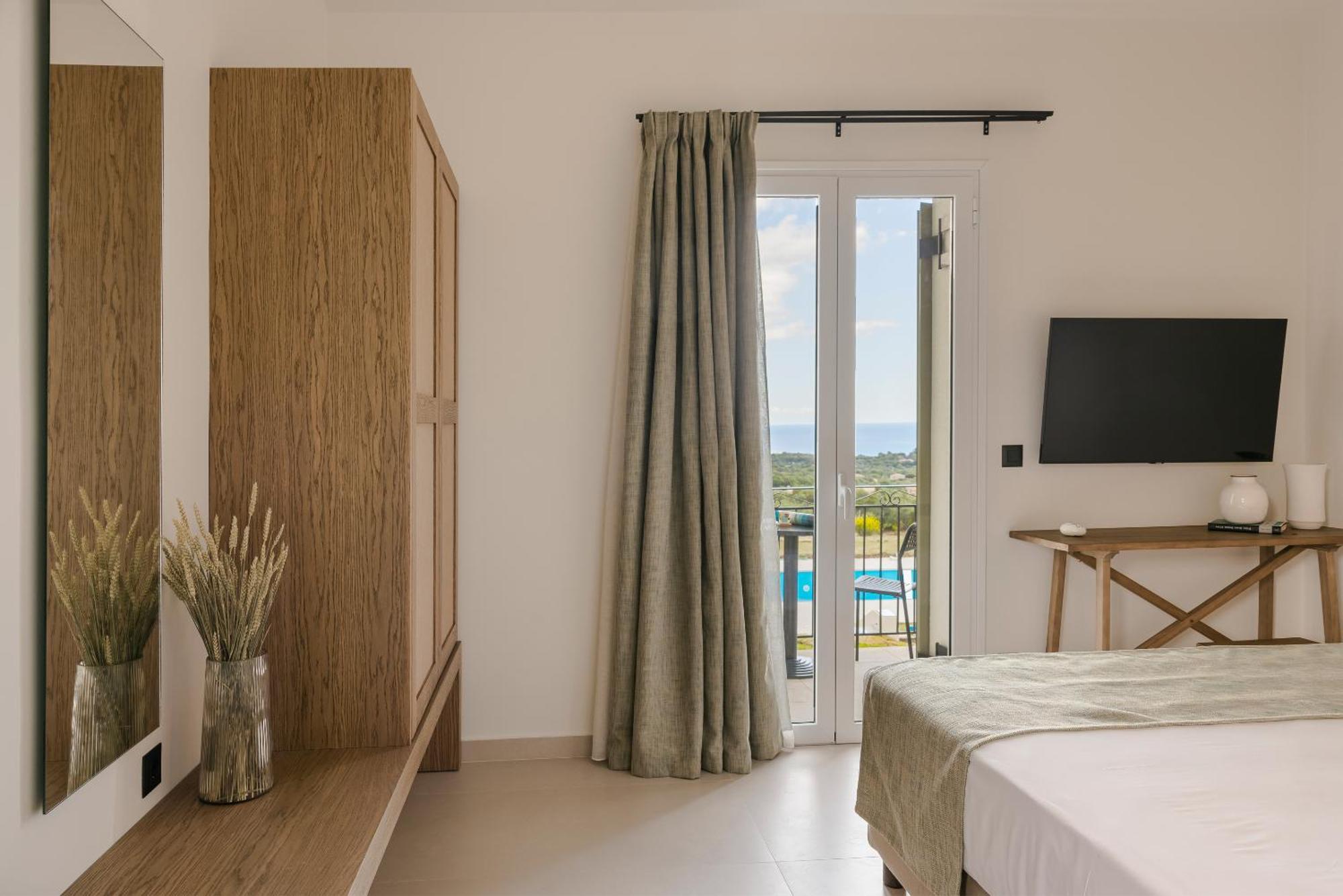 Rodi Studios Aparthotel Karavados