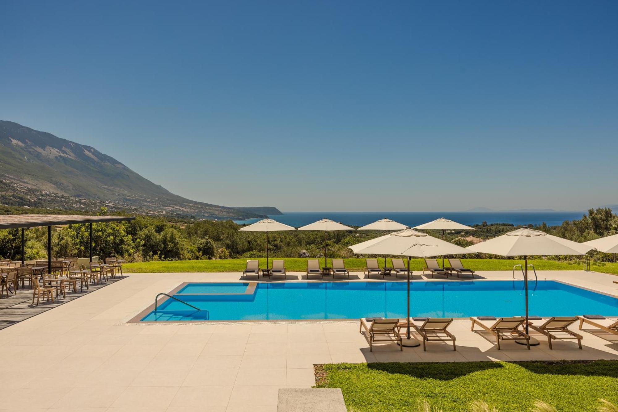 Rodi Studios Aparthotel Karavados